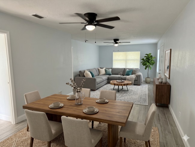 Building Photo - Charming Jacksonville Home - Rent Ready! 3 Bed/1 Bath, Pet Friendly, Fenced in Yard!
