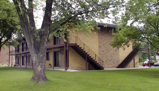 Photo - Knox Apartments