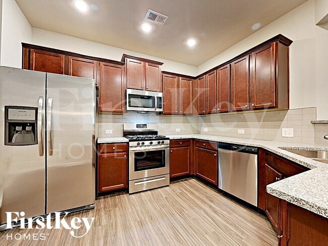 Photo - 3196 Baylor Cir