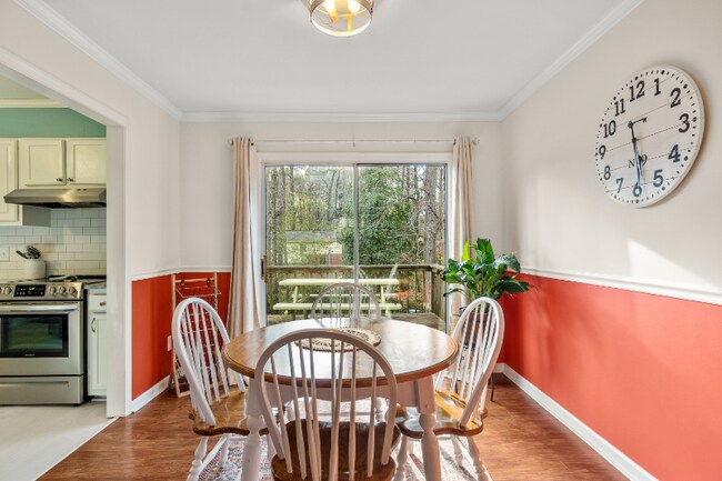 Photo - 3334 Lassiter St