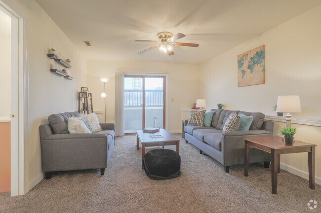 3HAB, 1BA - Sala de estar - Lake Land Living