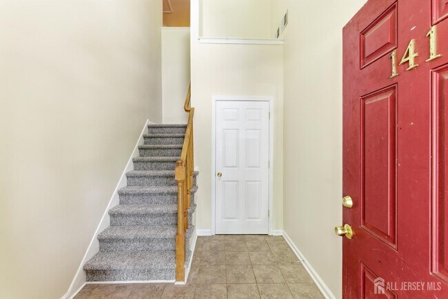 Photo - 141 Forest Dr