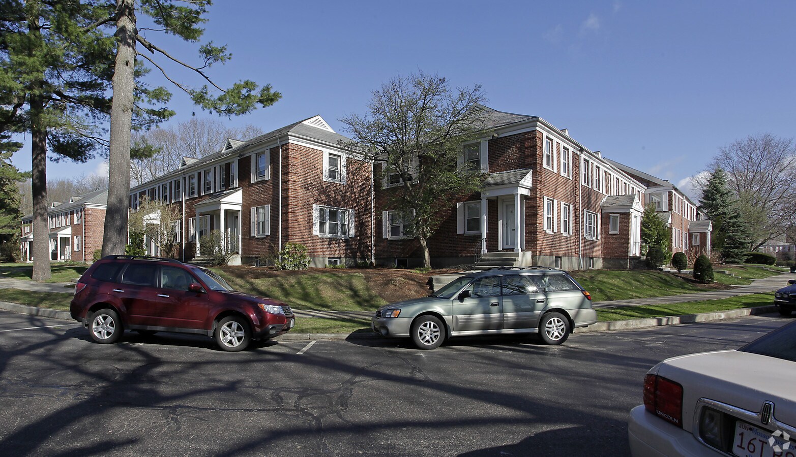 WPI Townhouses - WPI Townhouses