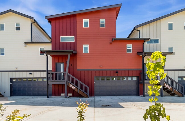 Building Photo - 27523 102nd Ave NW