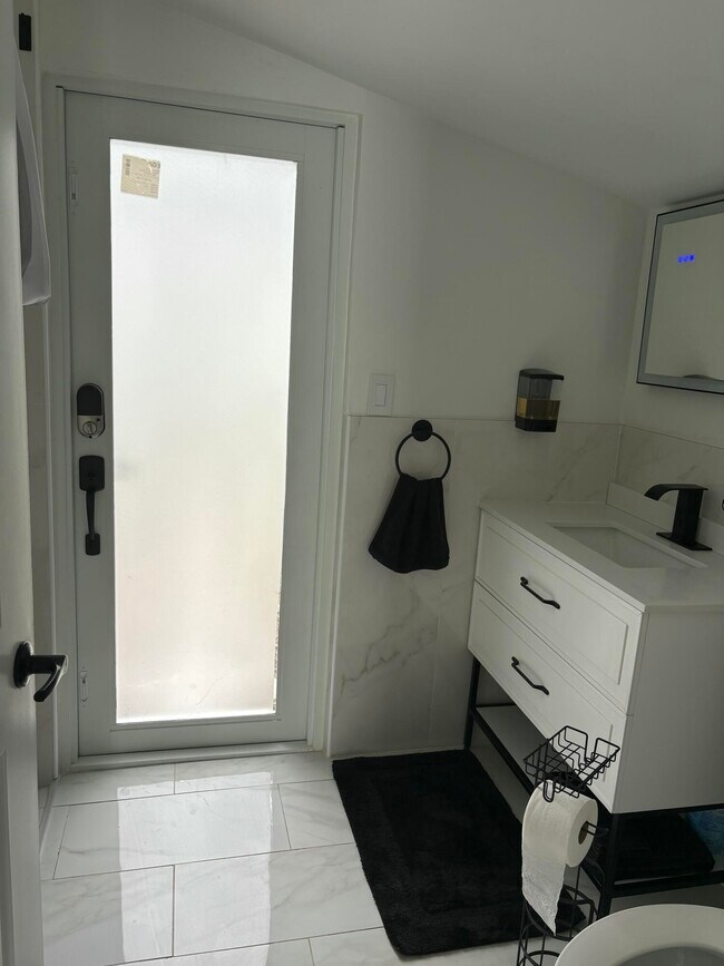 Photo - 2816 NW 7th St