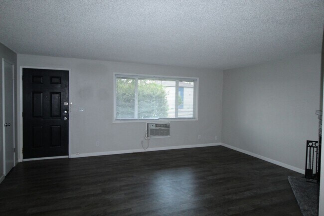 Photo - 2119 E Euclid Ave Unit 2119