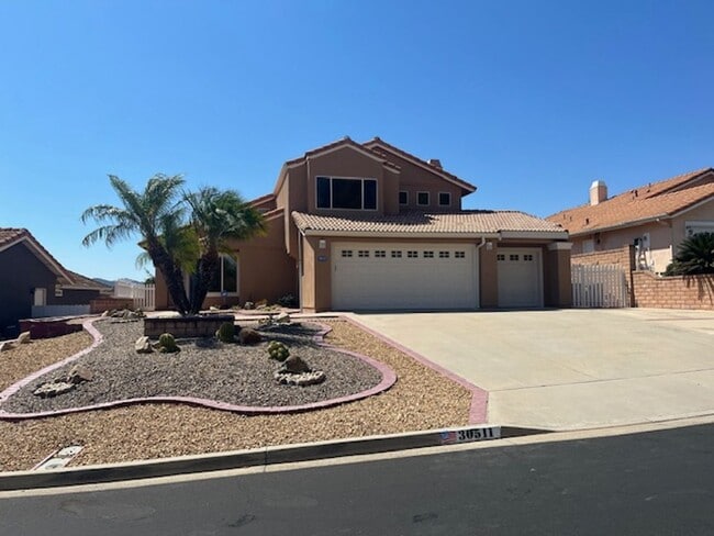 Building Photo - 4 bedroom Home in the heart of Temecula