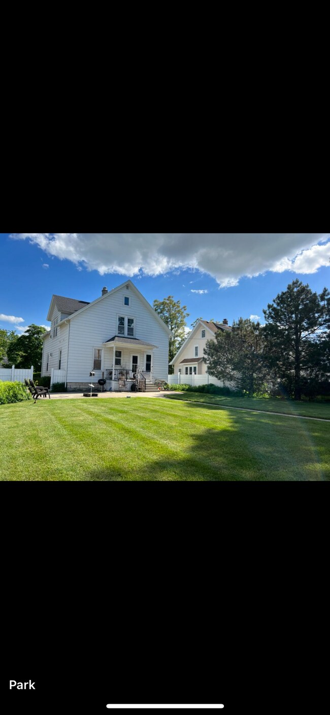 Photo - N88W16024 Park Blvd