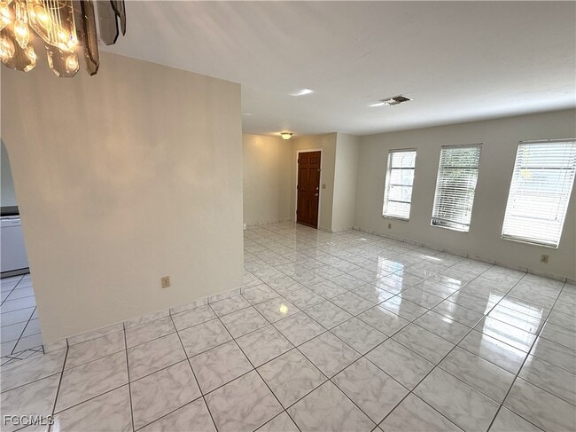 Photo - 1423 SE 18th Terrace