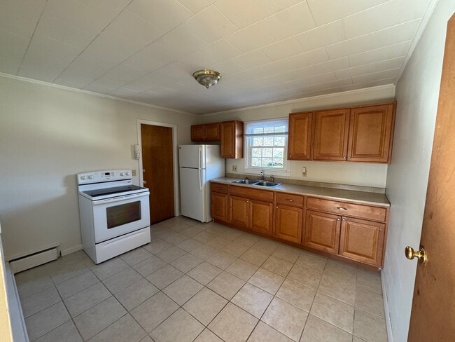 Photo - 120 Elm St Unidad 3