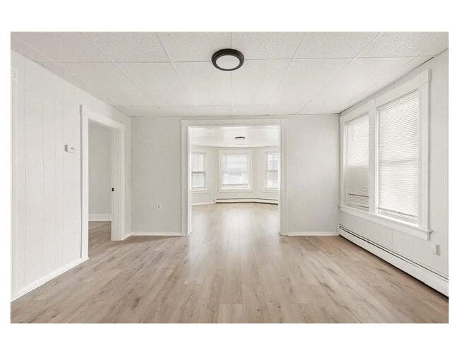 411 Rathbun St Unit 1