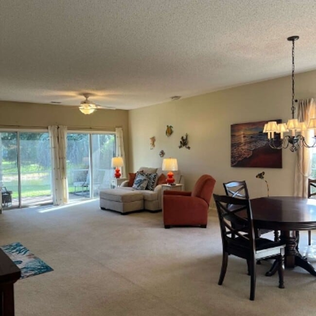 Photo - 133 Stratford Village Way