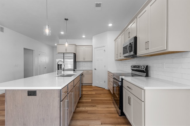 Photo - 2719 Sachet Pl