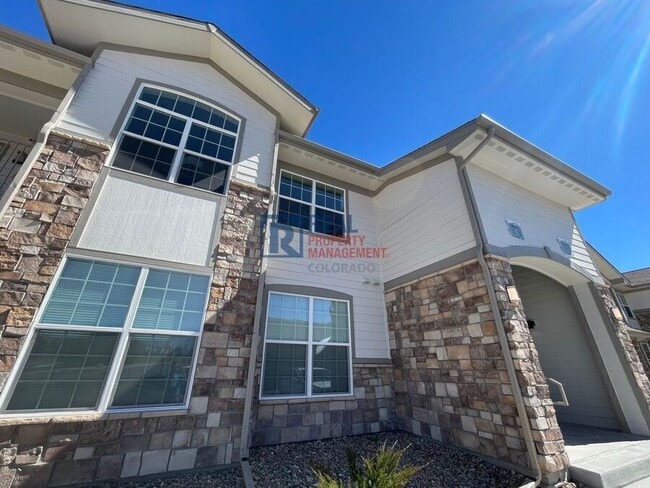 Building Photo - 18645 Stroh Rd Unit 1-207