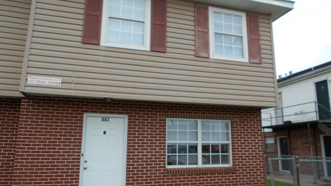 Building Photo - 112 Omega St