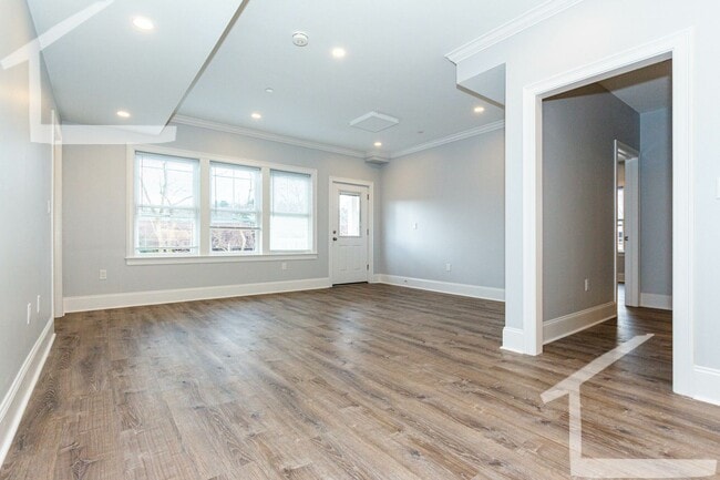Photo - 150 Kenrick St