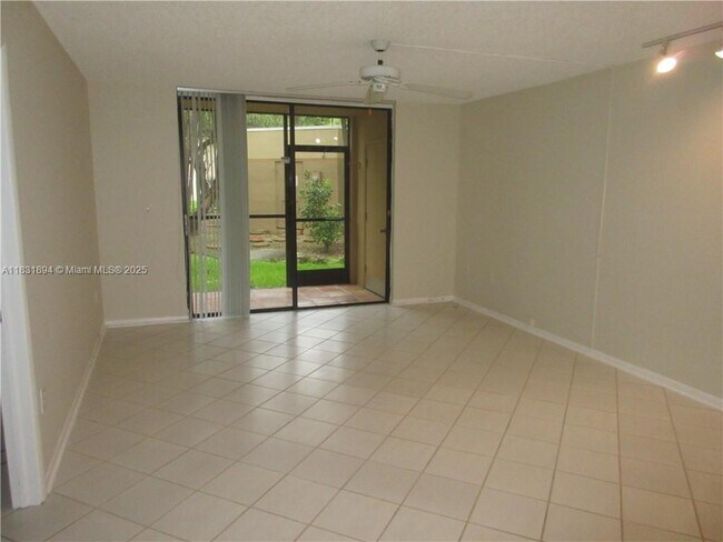 Photo - 8005 SW 107th Ave Unit 116