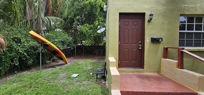 Photo - 9614 NW 5th Ave