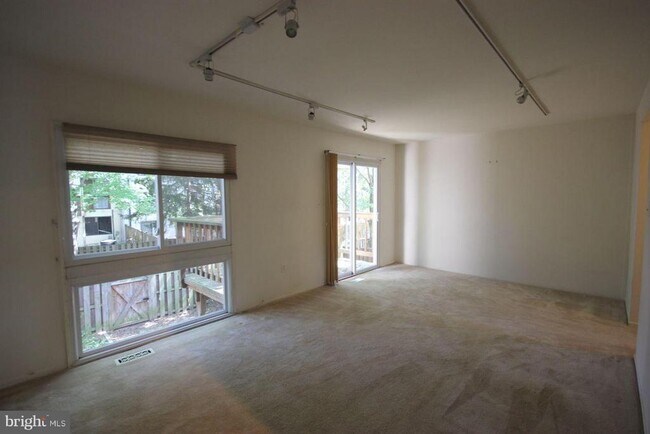 Photo - 3007 Spice Ct