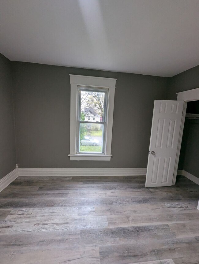 Photo - 3 Bedroom Home — Available December 26 in Columbus, KS!