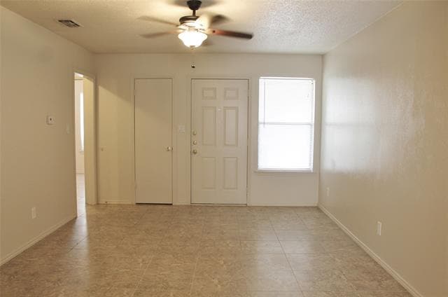 Photo - 1104 Curtis Dr