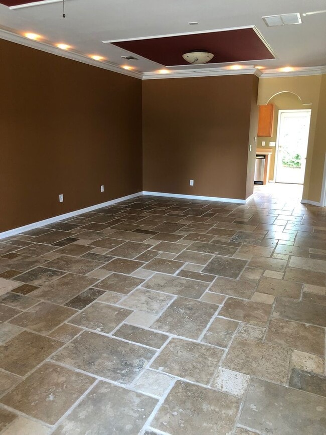 Photo - 3 bed/ 3 bath Townhouse