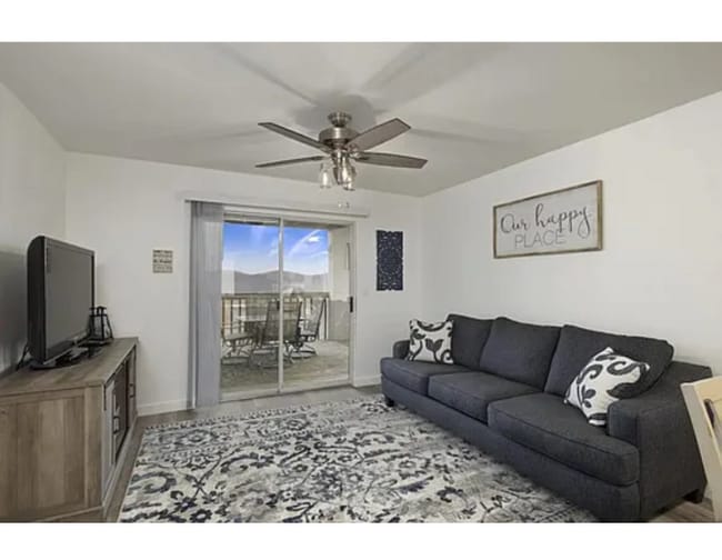 Building Photo - 38 Lantern Bay Ln