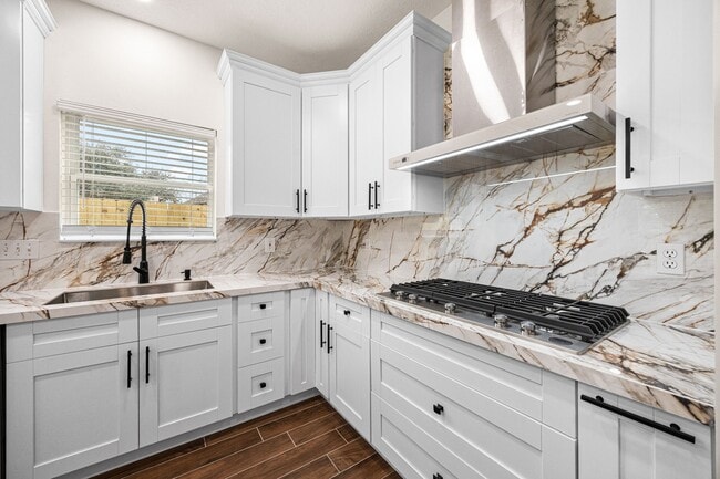 Building Photo - 17907 Pelican Way Rd