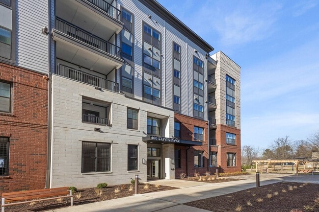 Photo - 100 St Ives Pl