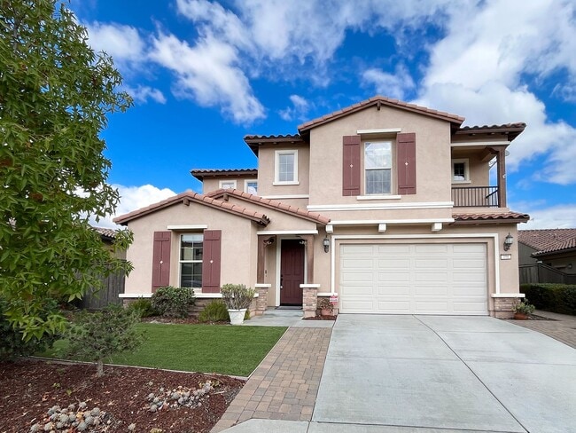 Building Photo - 5bd/3ba, 3969 sq ft Home in Gated Community in Vista!