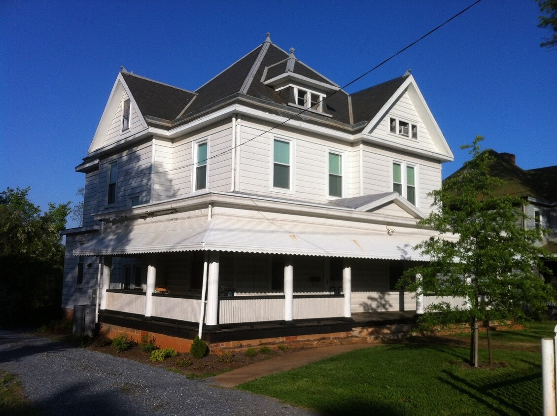 Photo - 510 Victoria Ave (Lynchburg, VA)