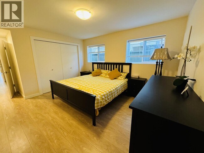 Photo - 4615 W 9th Ave