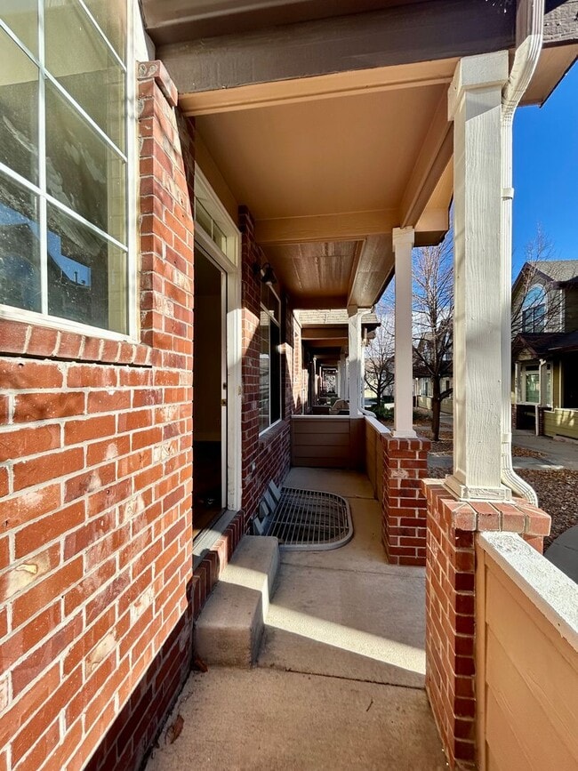 Photo - 2BR End Unit Townhome in Rock Creek
