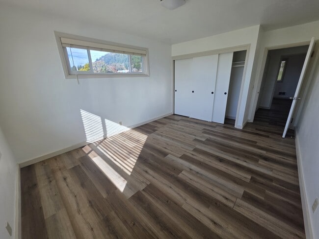 Photo - 15652 US-101