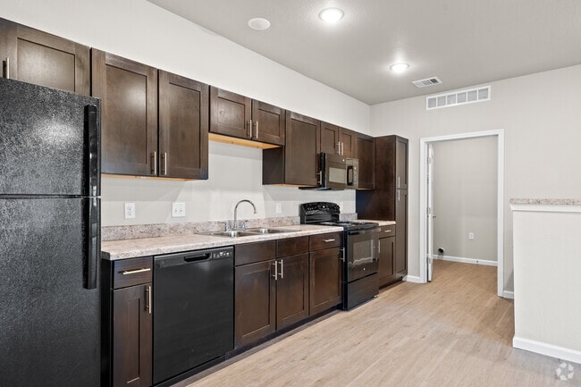 3BR, 2BA - 1,222SF - Kitchen