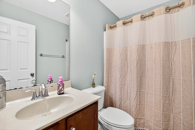 Photo - 307 Brunswick Dr