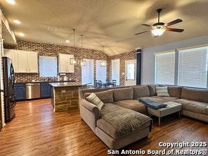 Photo - 25002 ELWELL