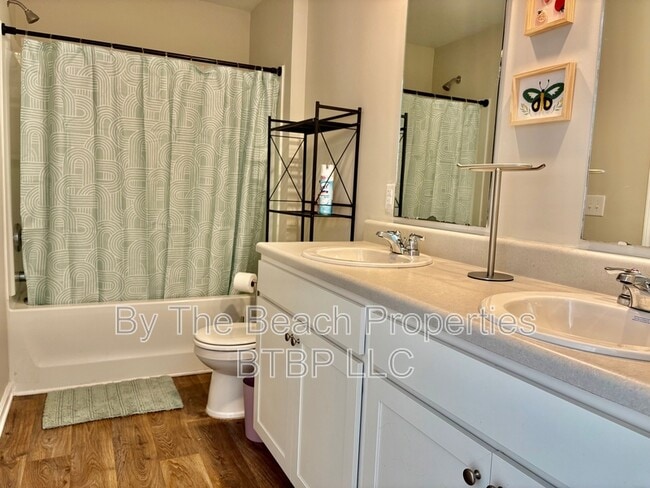 Photo - 194 Spencer Cir
