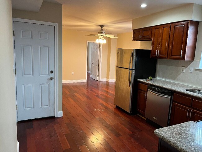 Photo - 1808 S 17th St Apartamentos Unidad 3rd Floor