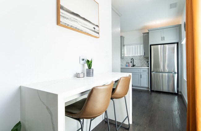 Photo - 216 Atlantic Ave Unidad Atlantic Studio