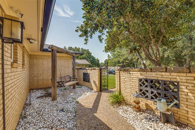 Photo - 1821 E Cedar Elm Dr