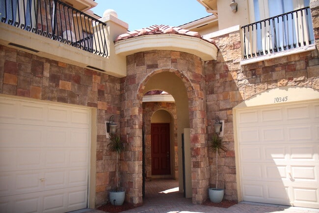 Photo - 10345 Medicis Pl