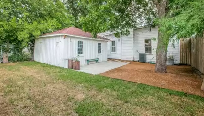 Photo - 123 Allensworth St