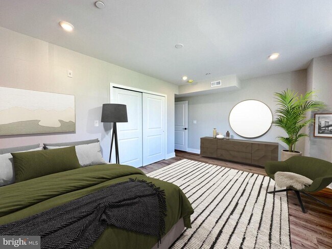 Photo - 1720 Master St Unidad 1