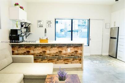 Photo - 824 NE 4th St Unit 3