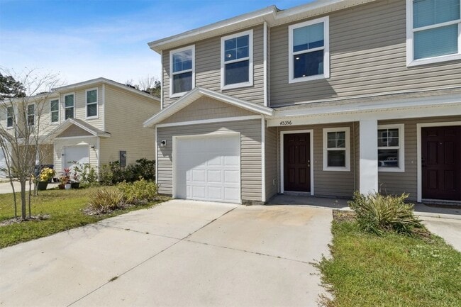Building Photo - 45356 Red Brick Dr Rental