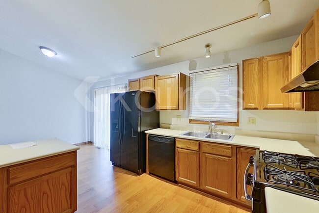 Photo - 6155 Brie Ave