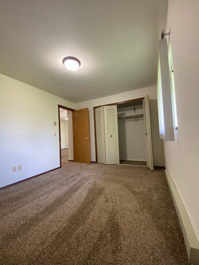 Silver Creek Apartments