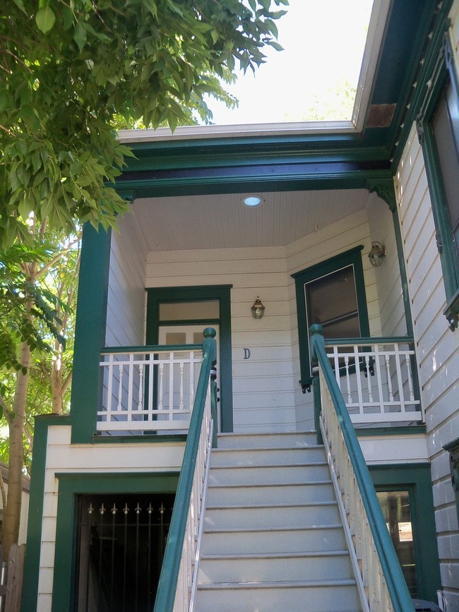 Building Photo - 2623 H St Unit D Rental