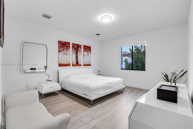 Photo - 4363 NW 81st Ave
